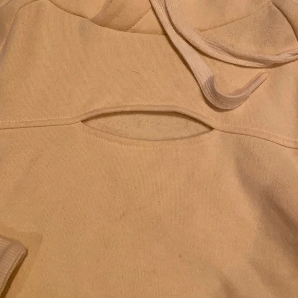 Gymshark Hoodie Half cut - Picture 3 of 7
